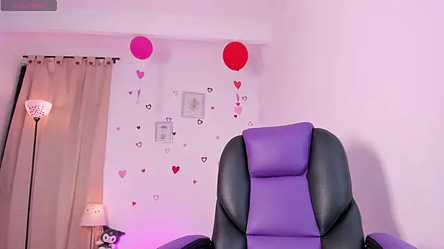 Chatroom XXX en direct de LiaaMoretzz