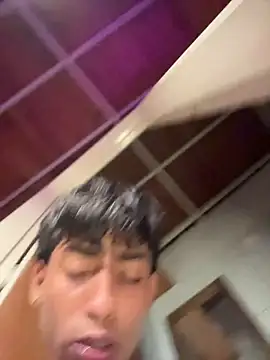 Mauuu18's Live XXX Chat