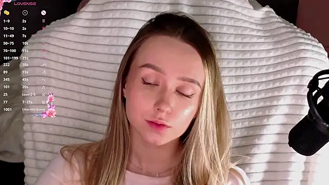 HollisBeckett: онлайн-секс-чат