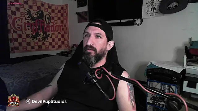 DevilPup75_'s Live XXX Chat