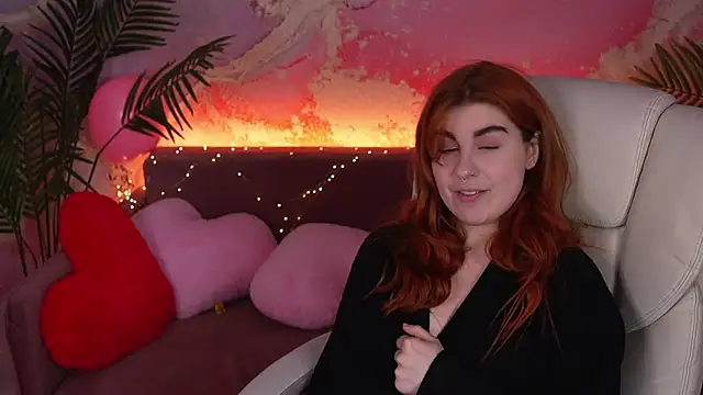 GingerPinky Adlı Modelin Canlı XXX Sohbeti