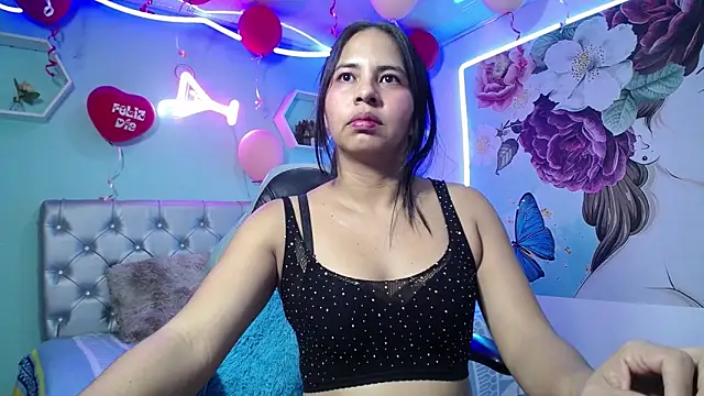 Chat XXX Live nicol_ross19