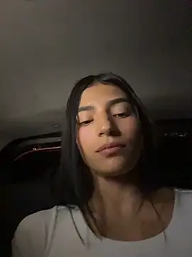 Ema_Rose_: απευθείας συνομιλία ΧΧΧ