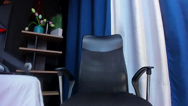 Tobias_Vega's Live XXX Chat