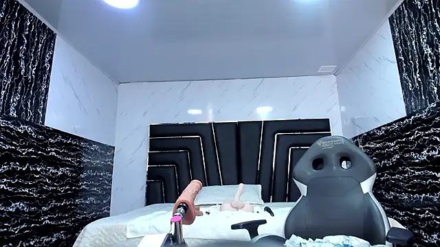 Chat +18 de Ladyy_Scarlett ao vivo