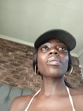 Chat +18 de Baby_Kim_28 ao vivo