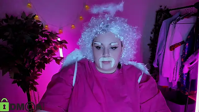 Mia_R0ss Chat XXX in diretta