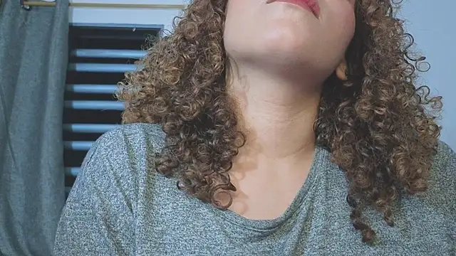 Chat +18 de Ada_gales_ ao vivo