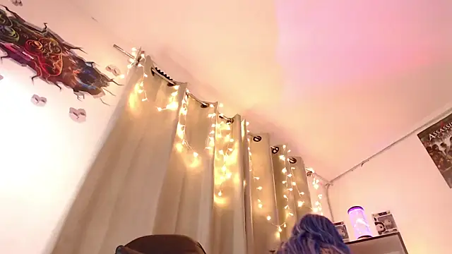 Chat +18 de Emmy_Ruiz ao vivo