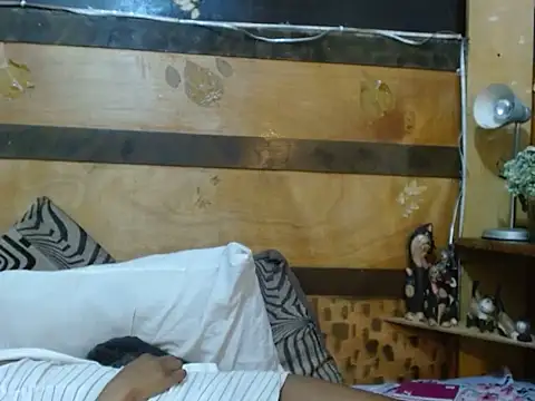 Juicy_Candy-Reloaded live XXX chat