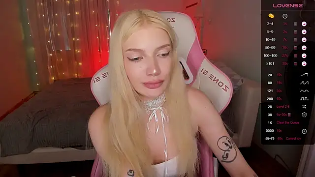 AnyaTaylor_ Live XXX-chat