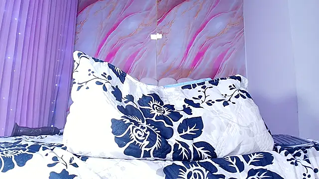 sofi_decker ওয়েবক্যাম শো