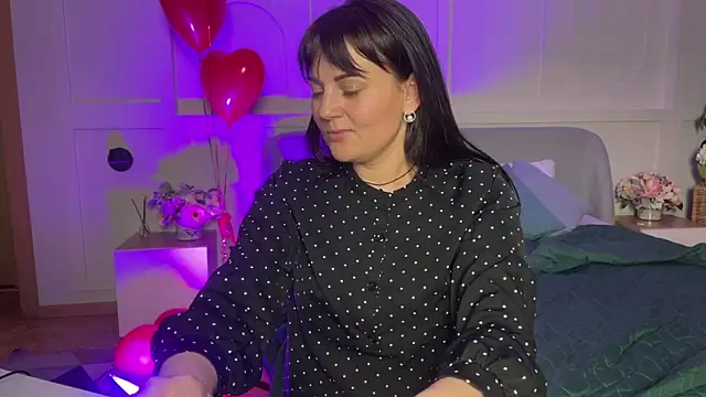 Živý XXX chat _SilkyShadow_