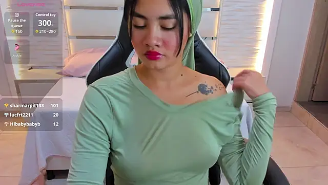 Yaiza_farak: απευθείας συνομιλία ΧΧΧ