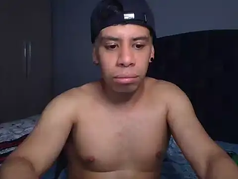 WILD_BIGCOCK35 现场XXX聊天