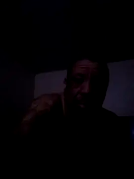 Pokazy przed kamerką – yellowwetfox