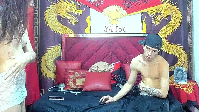 Pride_couple Webcamshow