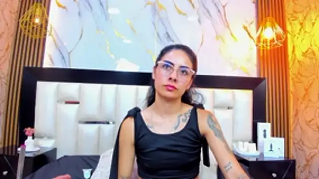 NicoleEsposito Chat XXX live