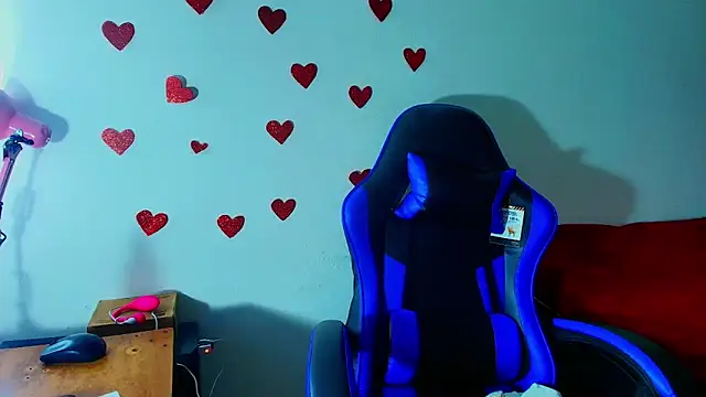 Chatroom XXX en direct de honeyluxe_