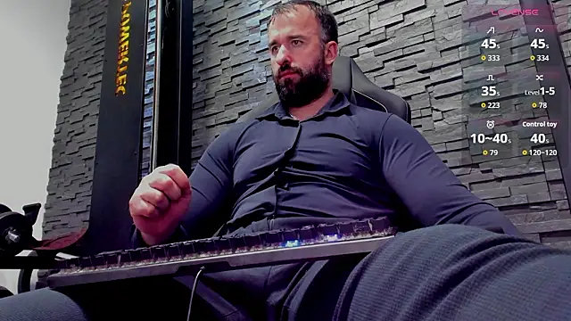 دردشة David_Big_Daddy الجنسية المباشرة