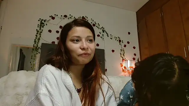 Chat +18 de 3littles ao vivo