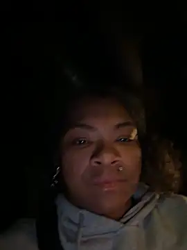 HaloRodeoLover2's Live XXX Chat