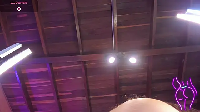 MiaKay1 Chat XXX live