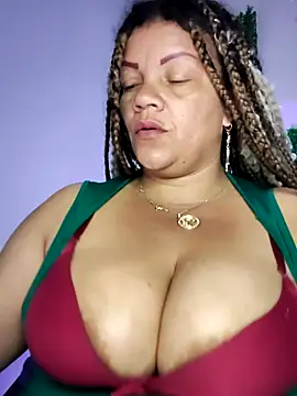 Eva_Luxei élő XXX-chatje