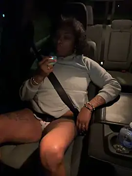 HaloRodeoLover2 élő XXX-chatje