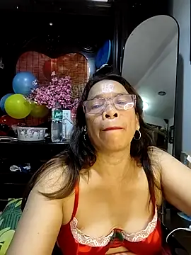 Chat +18 de HotsexyNaughtysweetbaby ao vivo