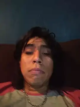 Chatroom XXX en direct de AlexAlejandro13