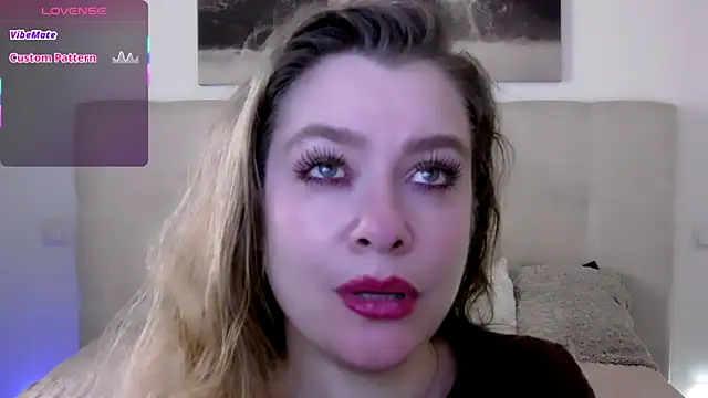 PetersEmily 即時 XXX 聊天