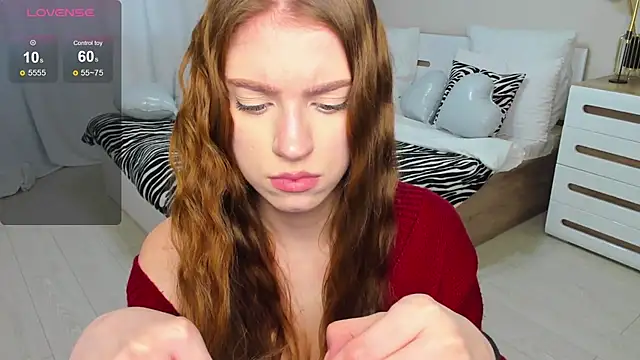 Erica_Kiss: онлайн-секс-чат