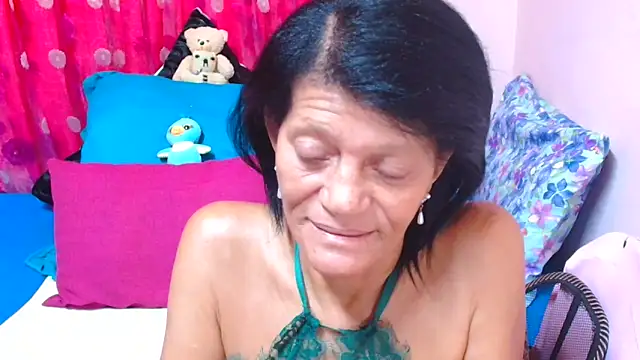 SLUTTYROXY Chat XXX live