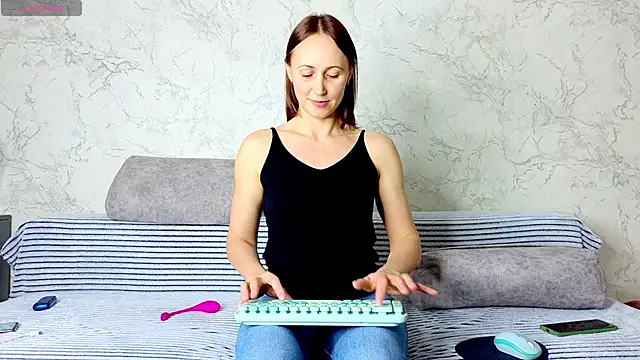 Helen198705 라이브 XXX 채팅