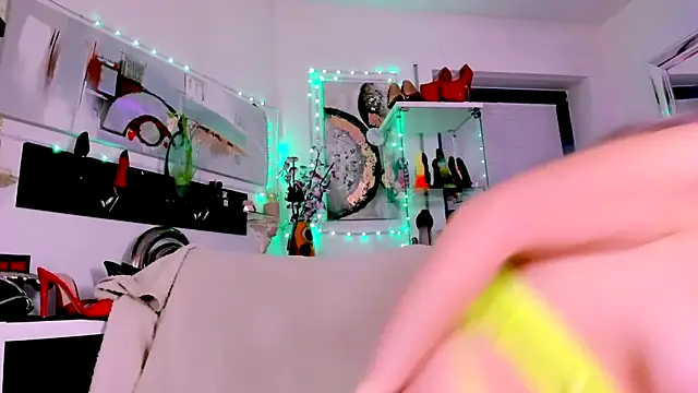 Chatroom XXX en direct de 2bigass4_u