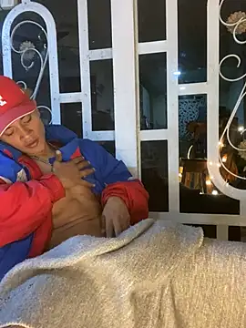 Edward_Milleer Live XXX Chat