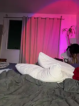 Draculona-666's Webcam Show