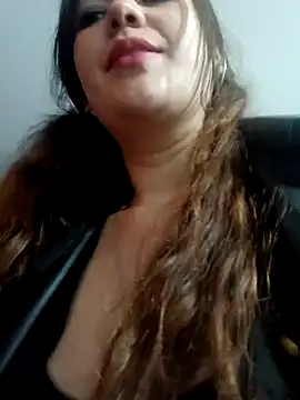 miss_berlyn Adlı Modelin Canlı XXX Sohbeti