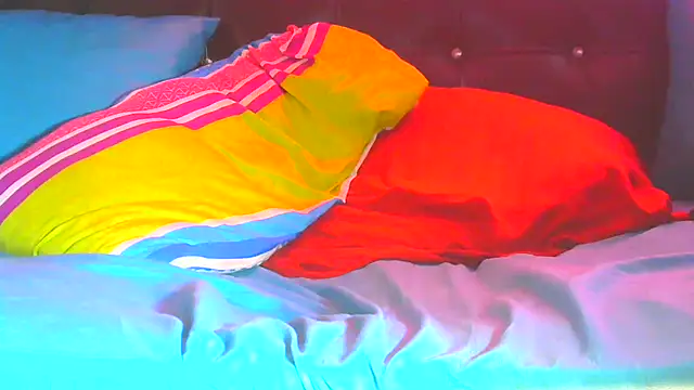 Queenofthenightx Adlı Modelin Canlı XXX Sohbeti