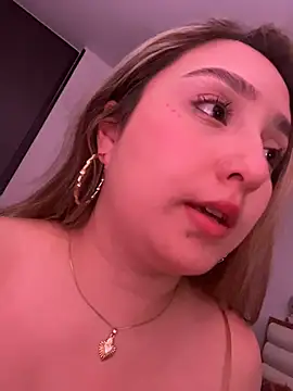 MoraInFire Live XXX-Chat