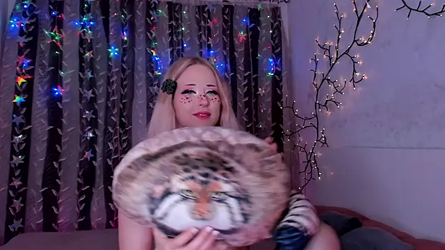 space_cowgirl 即時 XXX 聊天