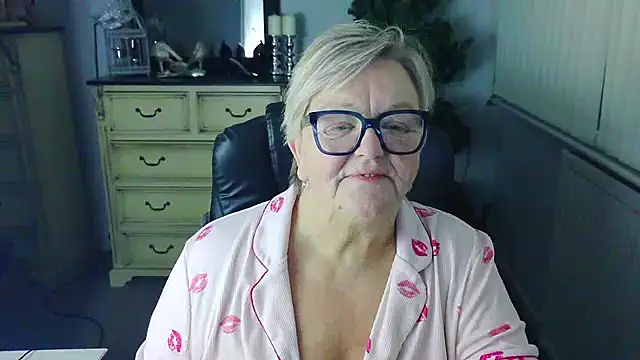 BridgetBlueEyesn Live XXX chat