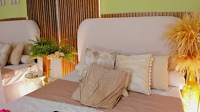 CristalMayson Webcam Show