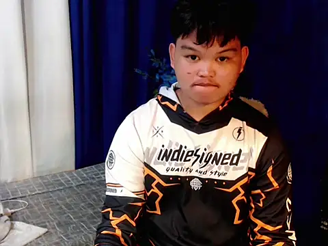 Rain_cum Pertunjukan Webcam