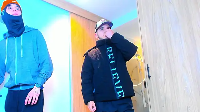 Czat XXX na żywo – TheBatMansion