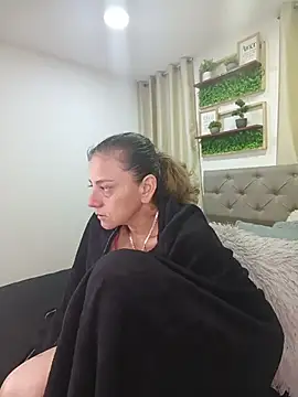 XXX chat uživo modela sasi_luna