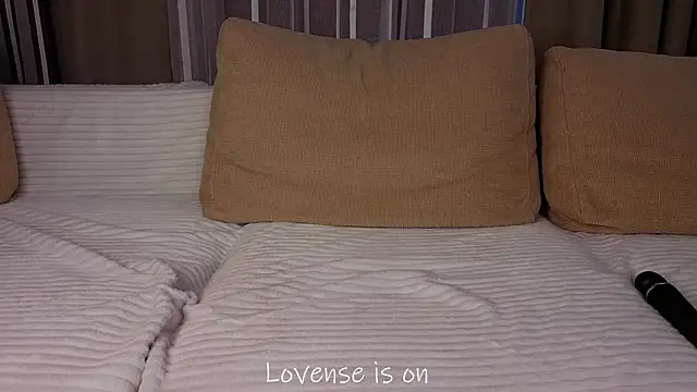 XXX chat uživo modela LurleneRamo