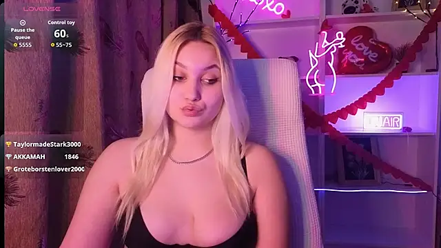 adrelaxina's Live XXX Chat