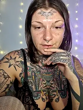 lizzardqueeen Pertunjukan Webcam